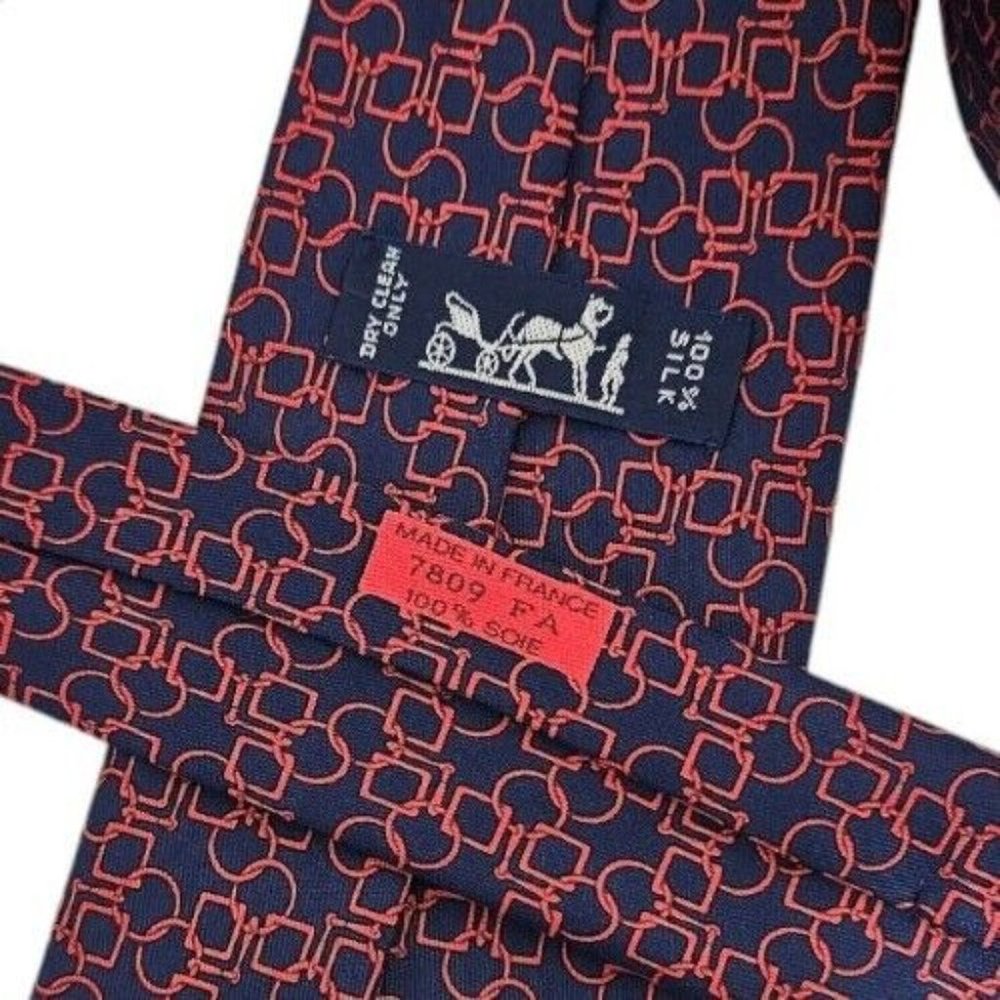 HERMÈS 7809 FA Blue/Red Chain Link Silk Tie FRANCE 60"/ 3.7" EC - Picture 2 of 5